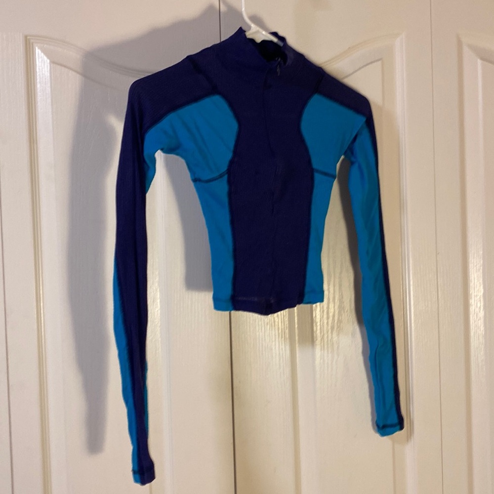 Blue, long sleeve, thin light shirt!